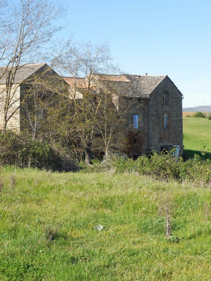 Gite De Grailhes Aguessac Exteriör bild